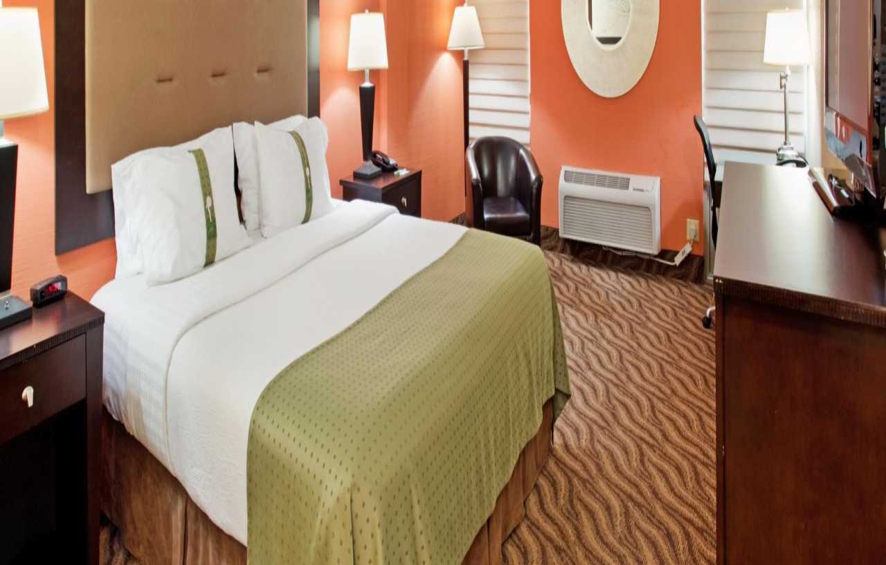 Holiday Inn At The Campus By Ihg Μανχάταν Εξωτερικό φωτογραφία
